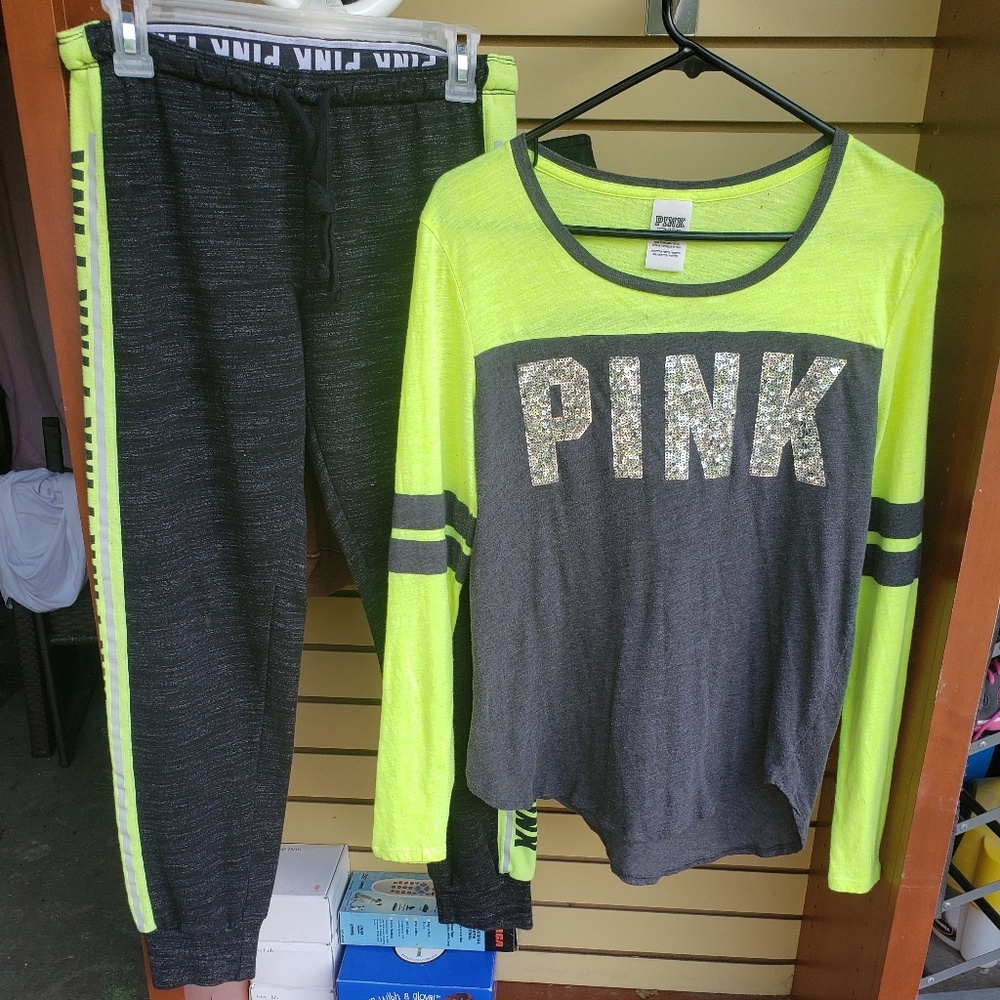 Victoria Secret S/Med 2pc Neon Yellow outfit😋